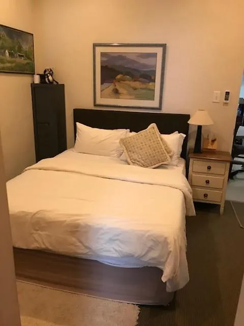 Bed and Breakfast At 27 On Derby Ciudad del Cabo