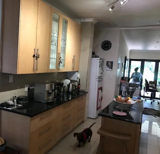 At 27 On Derby Bed & Breakfast Cape Town 0*,  Güney Afrika
