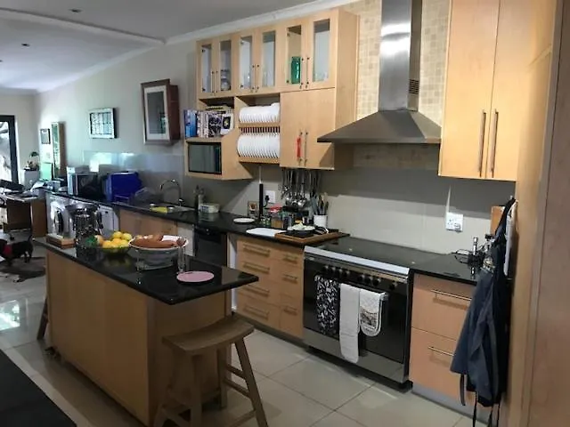 At 27 On Derby Bed & Breakfast Cape Town